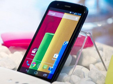     Moto G (2015)  Moto X (2015)