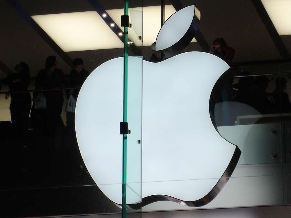 Apple    