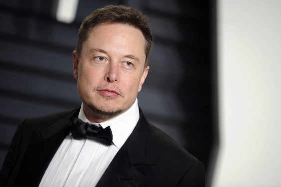 
           SpaceX 
    