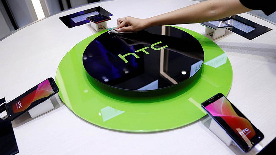 
      Google    HTC     $1,1 
    